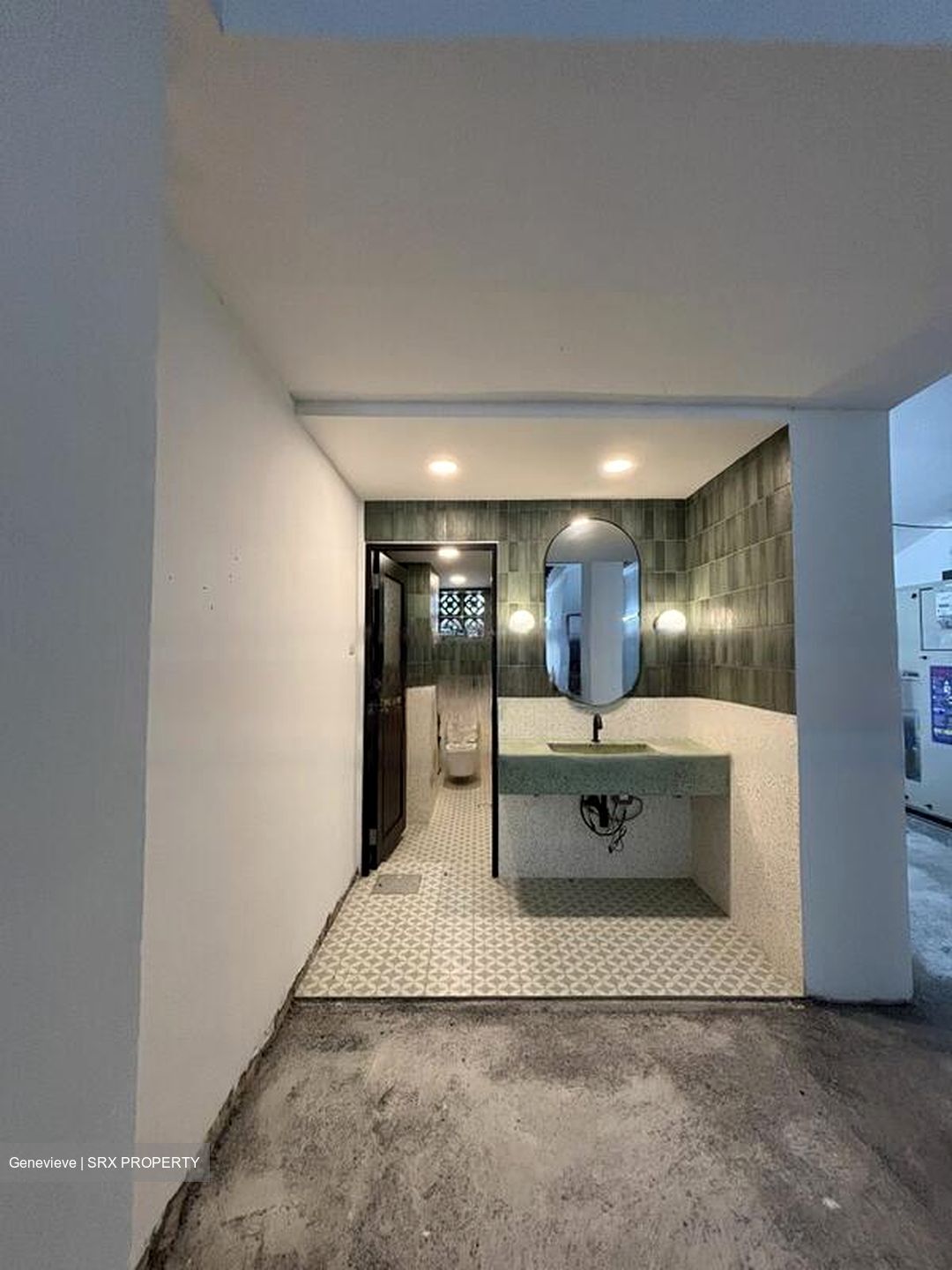 Lorong Telok (D1), Retail #463028661